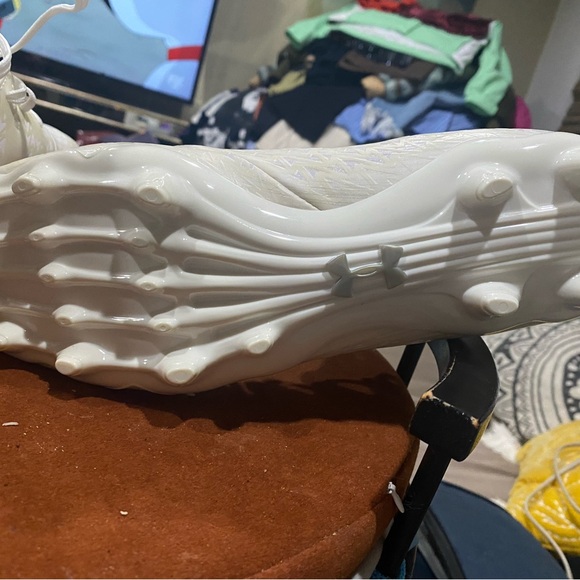 EUC Under Armour Football Cleats Men's Size 10 Highlight White Hightop - Picture 7 of 11